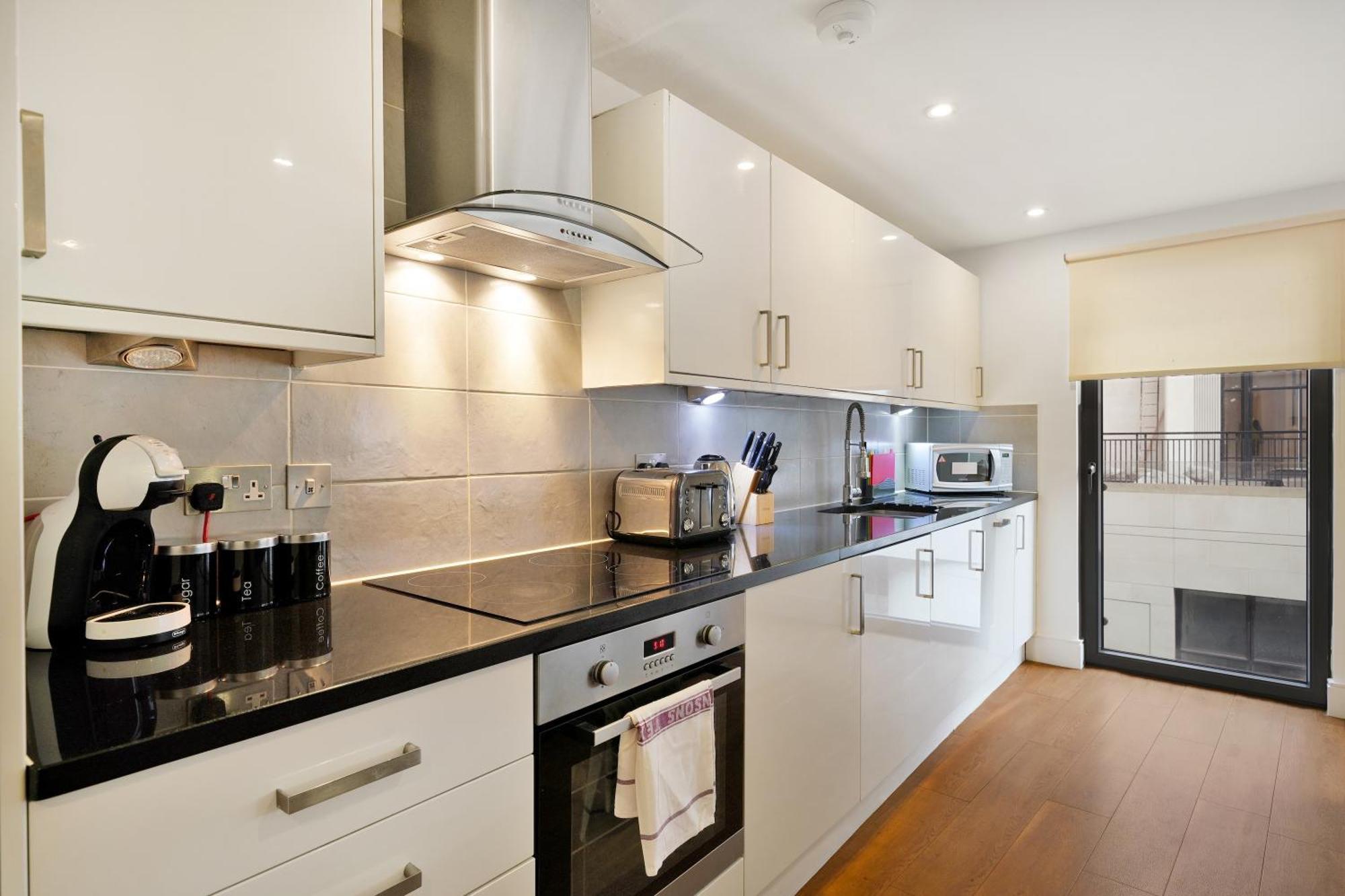 Modern Apartments In Bayswater Central London Free Wifi & Aircon By City Stay Aparts 런던 외부 사진