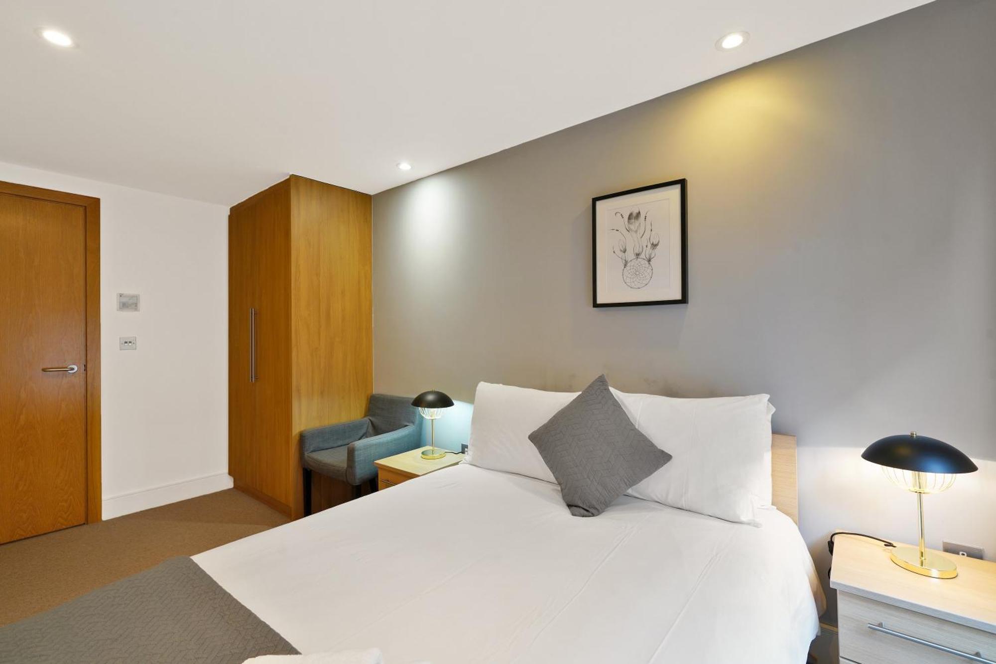Modern Apartments In Bayswater Central London Free Wifi & Aircon By City Stay Aparts 런던 외부 사진