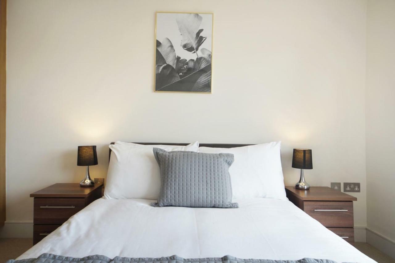 Modern Apartments In Bayswater Central London Free Wifi & Aircon By City Stay Aparts 런던 외부 사진